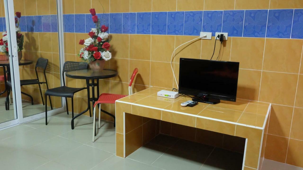 D5 Hotel สาขา มาบโป่ง Chonburi Exterior photo